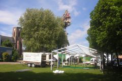 158